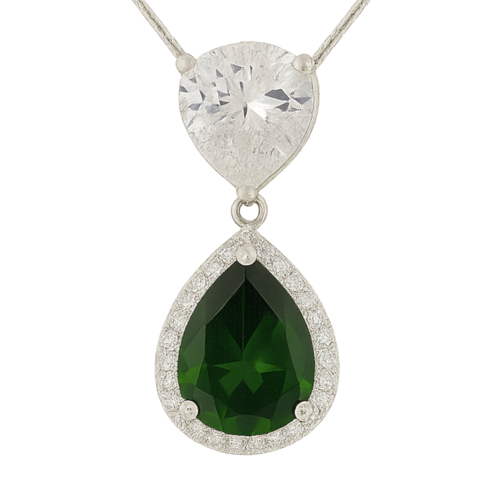 925 sterling silver necklace with pear-cut green zirconia in halo setting and clear zirconia accent | 925纯银项链,梨形绿色锆石微镶设计,配清澈锆石点缀