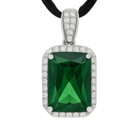 925 sterling silver pendant with 25.5mm green zirconia center and pavé white zirconia halo, set on a black chain   | 925纯银吊坠，25.5毫米绿色锆石主石配密钉白色锆石光环，搭配黑色链条